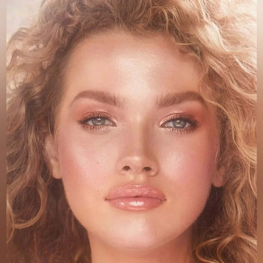 Charlotte Tilbury Glowgasm Beauty Light Wand Pinkgasm